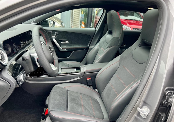 Mercedes-Benz Klasa A cena 205900 przebieg: 3000, rok produkcji 2023 z Warszawa małe 172